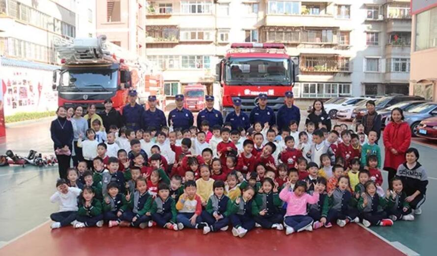盘龙消防“119”| 400余名幼儿园师生乐享“消防知识大餐”